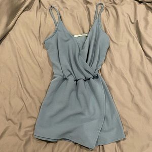 Urban Outfits Romper - Size Small